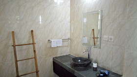 Atres Villa