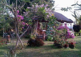 Karang Sari Guesthouse & Restaurant