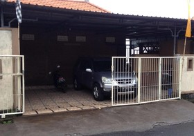 Karang Sari Guesthouse & Restaurant