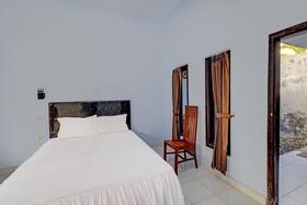 Hotel Mustika by OYO