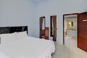 Hotel Mustika by OYO