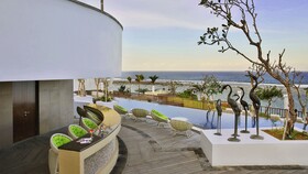 Samabe Bali Suites & Villas