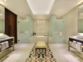 Samabe Bali Suites & Villas