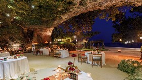 Samabe Bali Suites & Villas