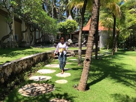 Akatara Hotel