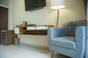 Akatara Hotel