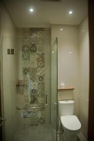 Akatara Hotel