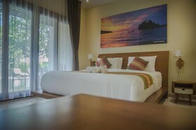 Akatara Hotel