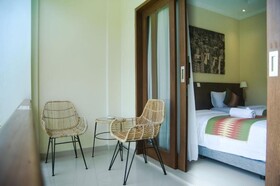 Akatara Hotel