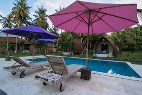 Apit Lawang Villas & Resto