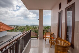 Arie Guest House