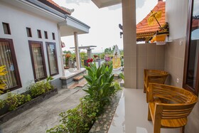 Arie Guest House
