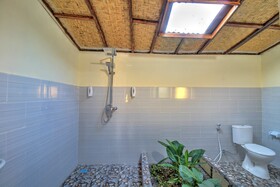 Ayu Hill Bungalows