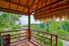 Ayu Hill Bungalows