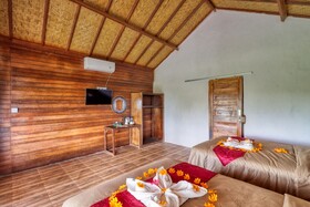Ayu Hill Bungalows