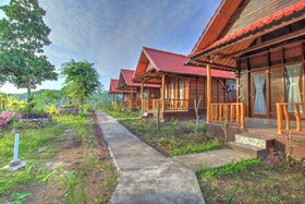 Ayu Hill Bungalows