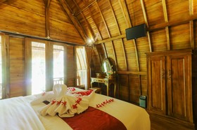 Bougainvillea Bungalow