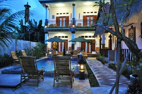 D Kubon Palace