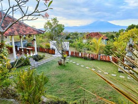 Hotra Hill Cottage