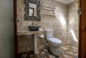 Indah Guest House