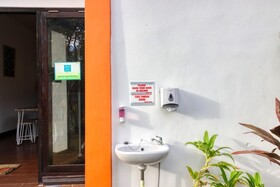 J and J Guest House