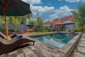 J and J Guest House