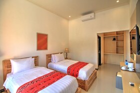 J and J Guest House