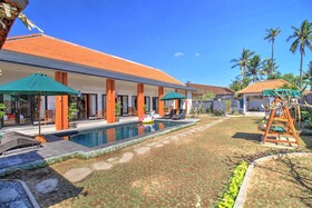 J and J Guest House