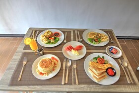 J and J Guest House