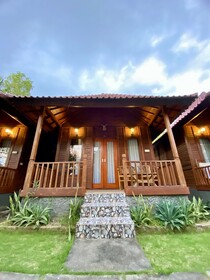 Kamasan Cottage