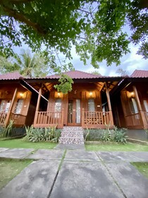 Kamasan Cottage