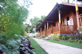 Kamasan Cottage