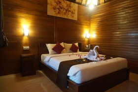 Kamasan Cottage