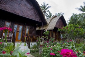 Kubu Artha Bungalow Nusa Penida