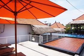 Lazia Corner Hills