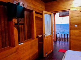 Malibu Huts
