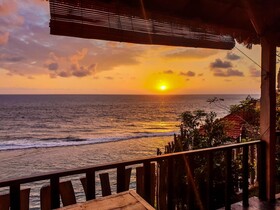 Malibu Huts