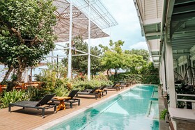Mambo Beach Resort