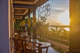 Prasi Sunset Bungalows