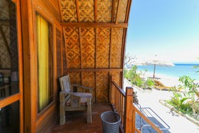 Road Beach Homestay