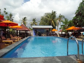Semaya One Beach Guesthouse