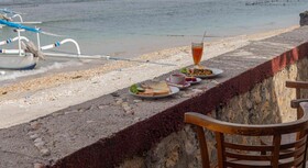 Swan Beach Inn