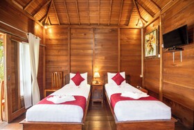 Swan Beach Inn