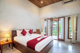 Swan Beach Inn