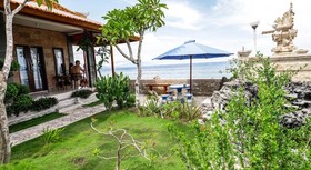 Swan Beach Inn