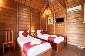 Swan Beach Inn