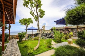 Swan Beach Inn