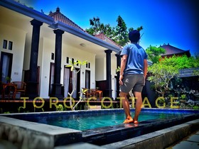 Toro Cottage