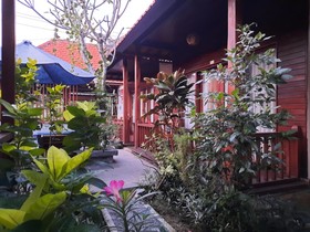 Wait Garden Cottage