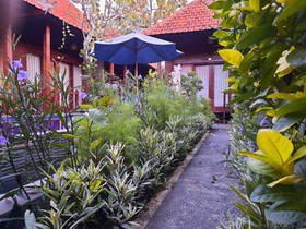 Wait Garden Cottage
